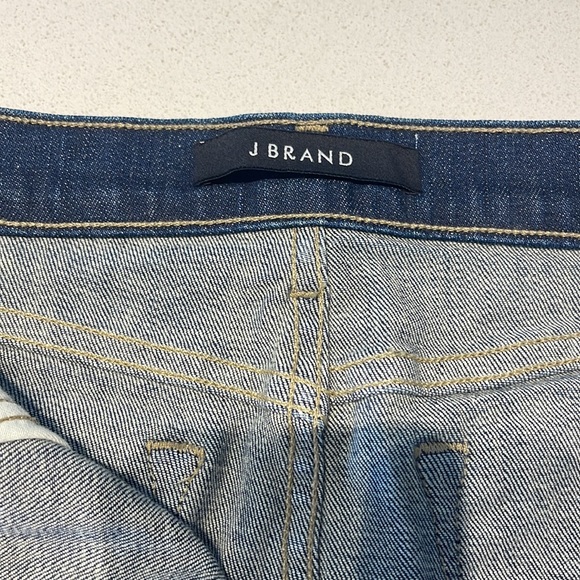 J BRAND Rosalie Skirt in Isolated 26 - Picture 5 of 6